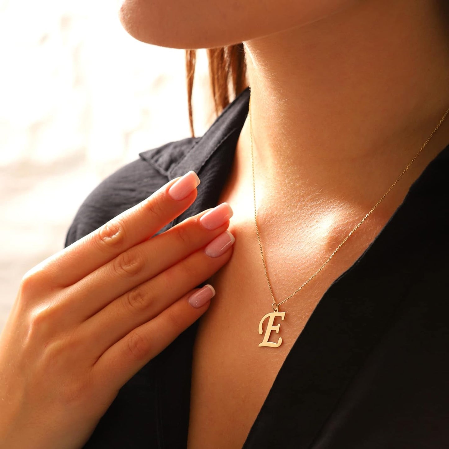 Collar y Aretes con Inicial - Delicadeza Atemporal en Acero