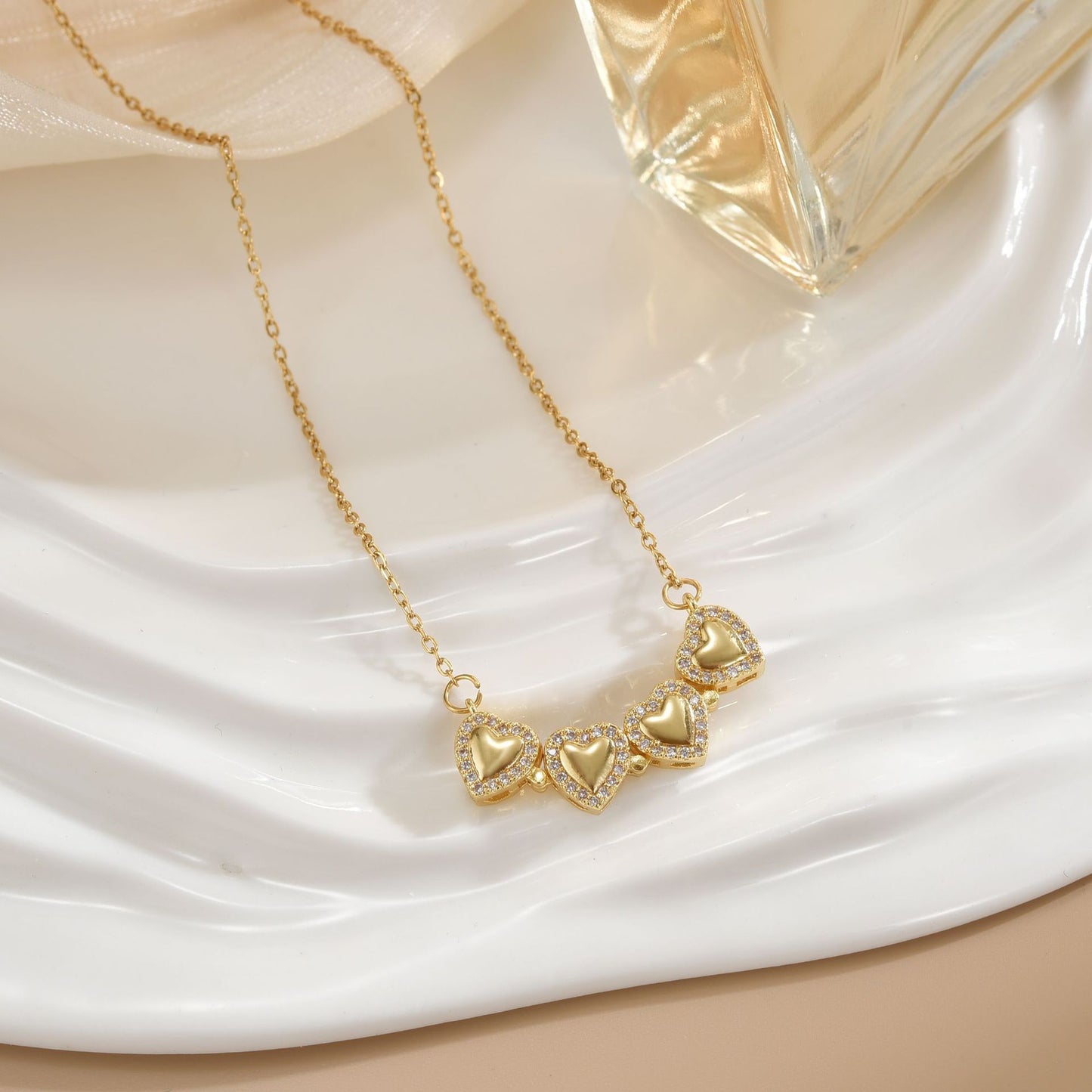Estilo Único Mujer, Collar Flores, Corazón y Suerte Duradera